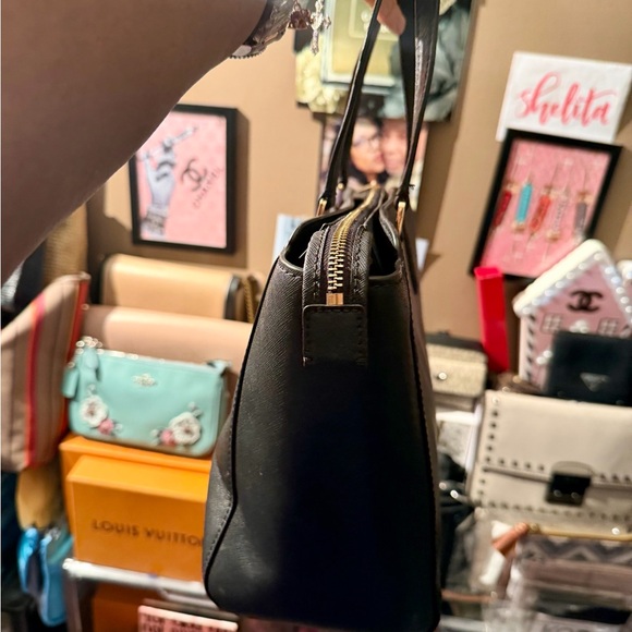 🎒🎒Tory Burch Emerson Small Top Zip Tote - Picture 5 of 16